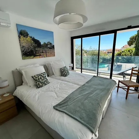Maison Neuve Avec Piscine Villa