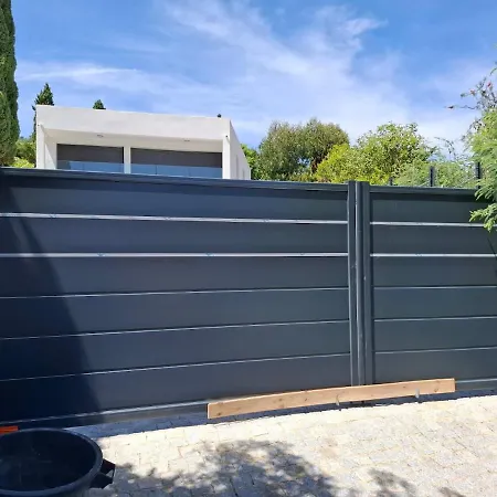 Maison Neuve Avec Piscine וילה
