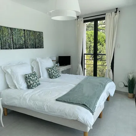 Maison Neuve Avec Piscine Villa
